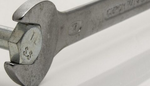 Jaki klucz do&nbsp;M8/M10/M12? Najczęstsze pary gwint – rozmiar klucza